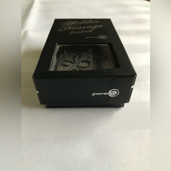 Hidden Message Pendant Necklace - Friendship - Picture 7 of 8